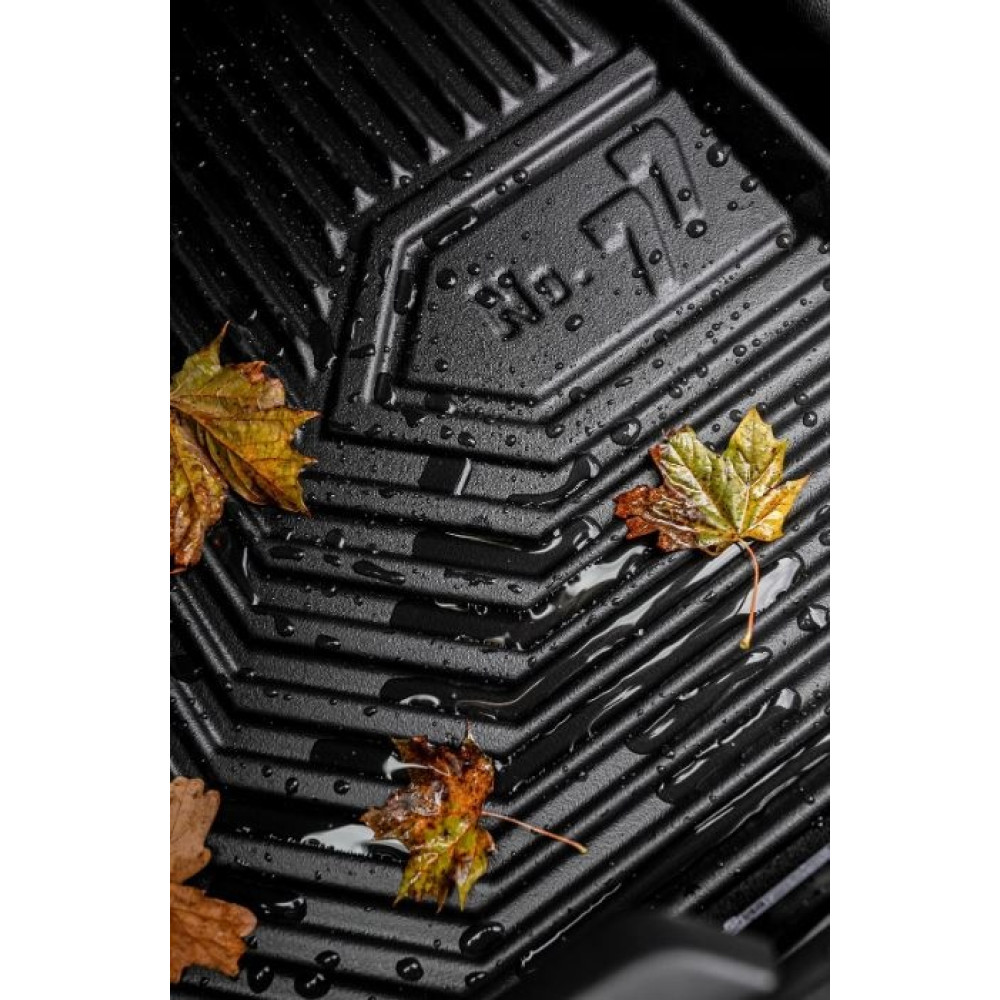 CAR RUBBER FLOOR MATS BLACK TOYOTA RAV4 (2013-2019) NO.77 FROGUM