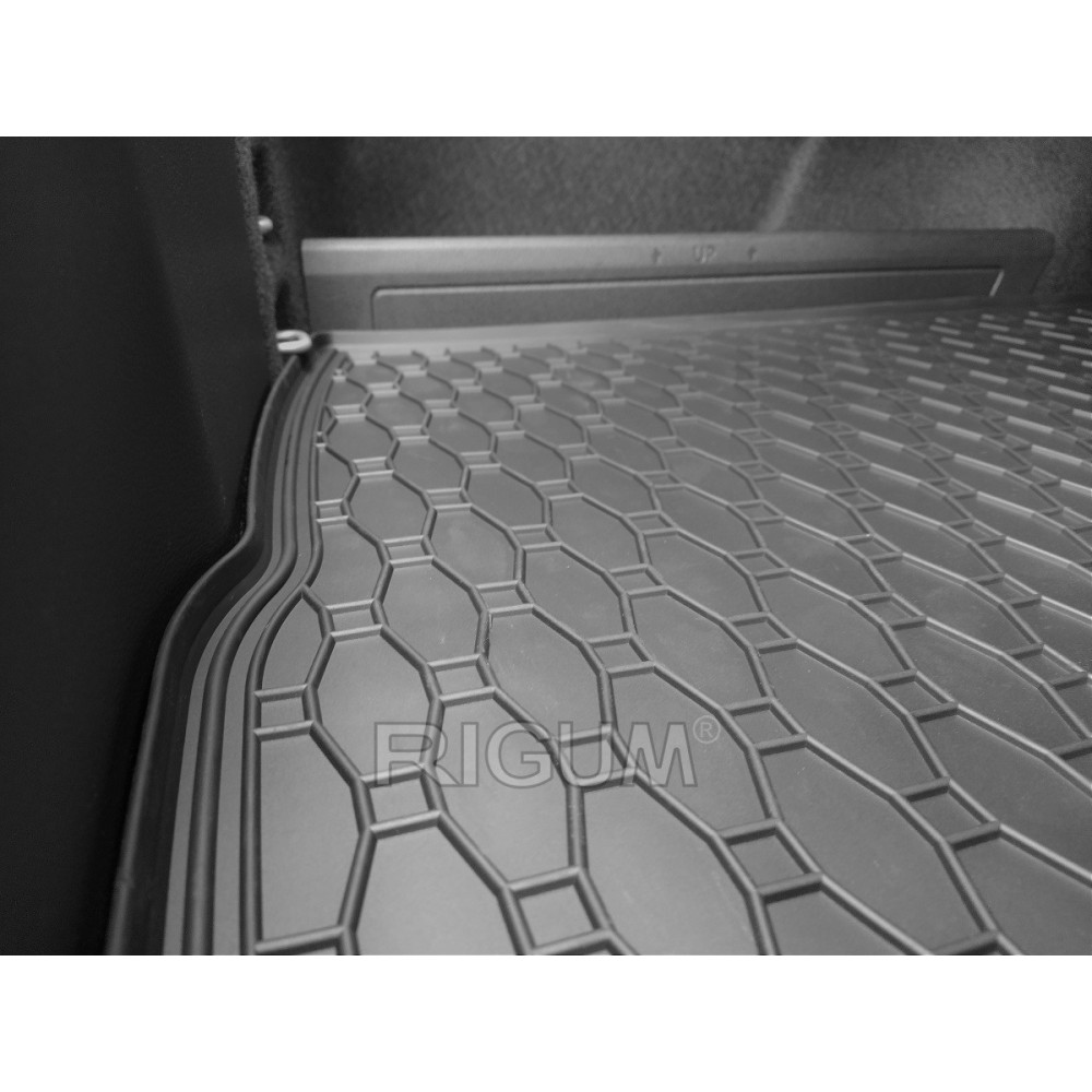 CAR RUBBER TRUNK MAT VW PASSAT B8 SEDAN (2014-2019) RIGUM RKK