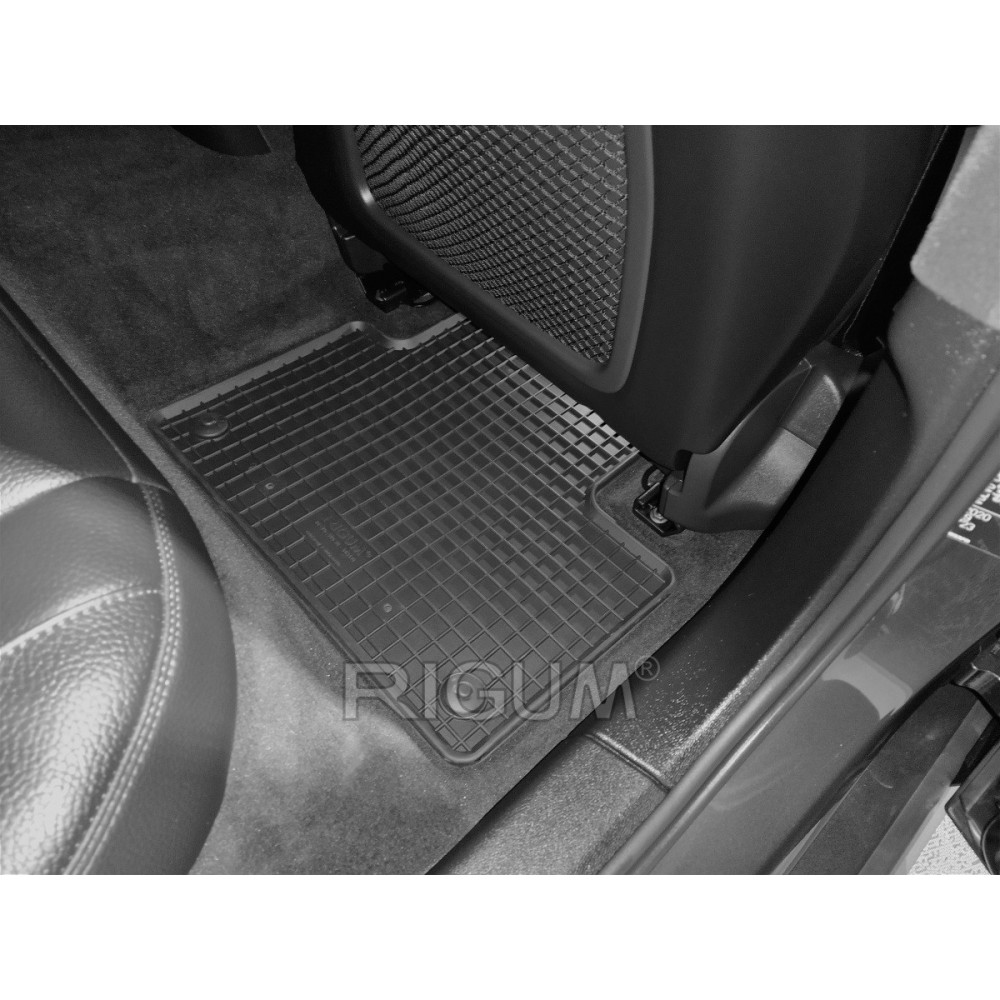 CAR RUBBER FLOOR MATS BLACK VOLVO S60 (2018-...) RIGUM