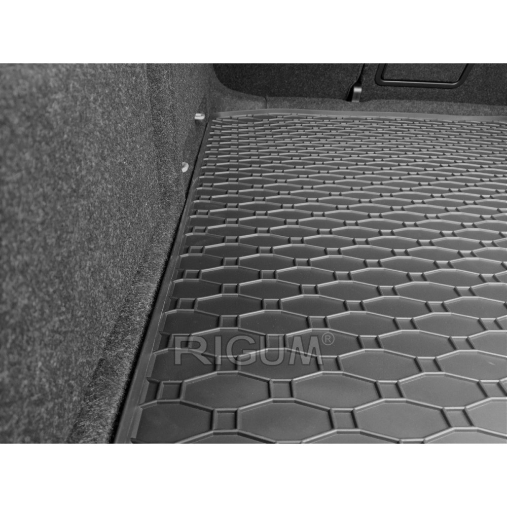 CAR RUBBER TRUNK MAT SKODA SUPERB III LIFTBACK (2015-...) RIGUM RKK