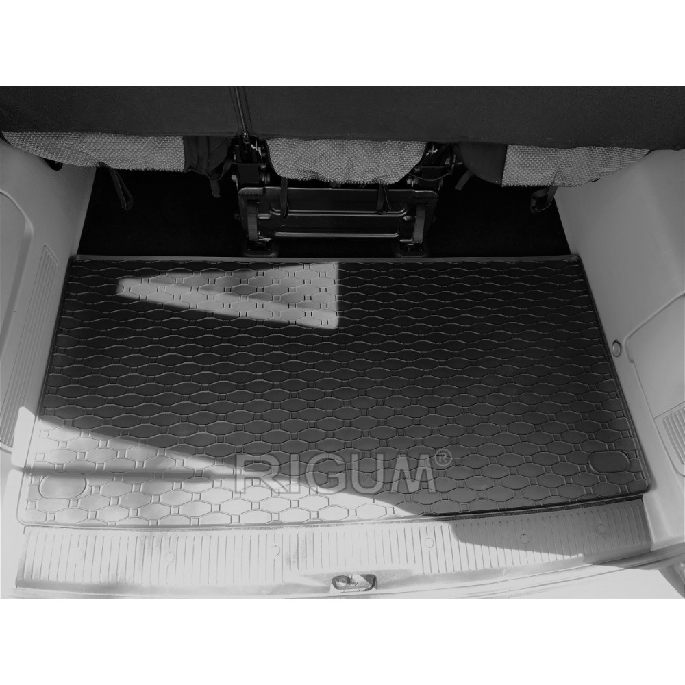 CAR RUBBER TRUNK MAT VW T5 L1 (2003-2015) RIGUM RKK
