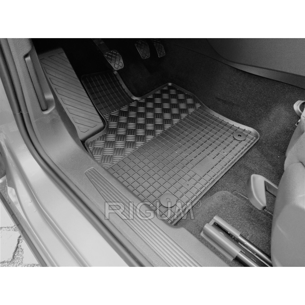 CAR RUBBER FLOOR MATS BLACK FORD TOURNEO CONNECT (5M.)(2022-...) RIGUM