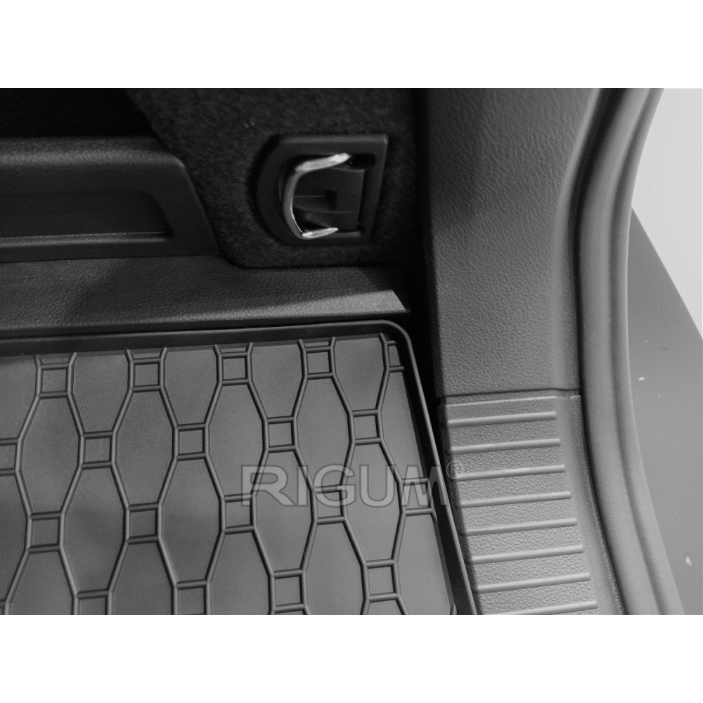 CAR RUBBER TRUNK MAT VW PASSAT B8 VARIANT (2014-...) RIGUM RKK