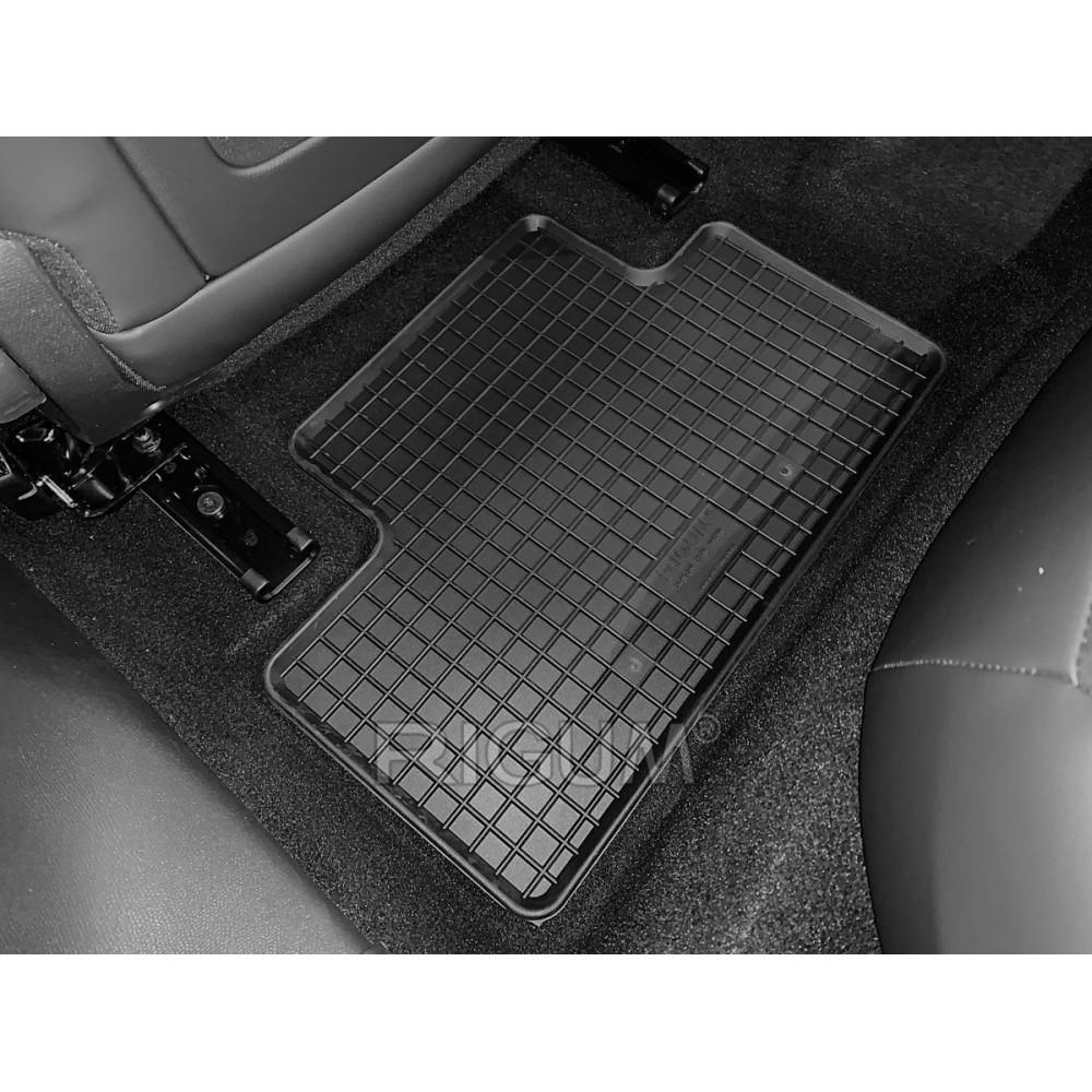 CAR RUBBER FLOOR MATS BLACK PEUGEOT 308 HB (2022-...) RIGUM
