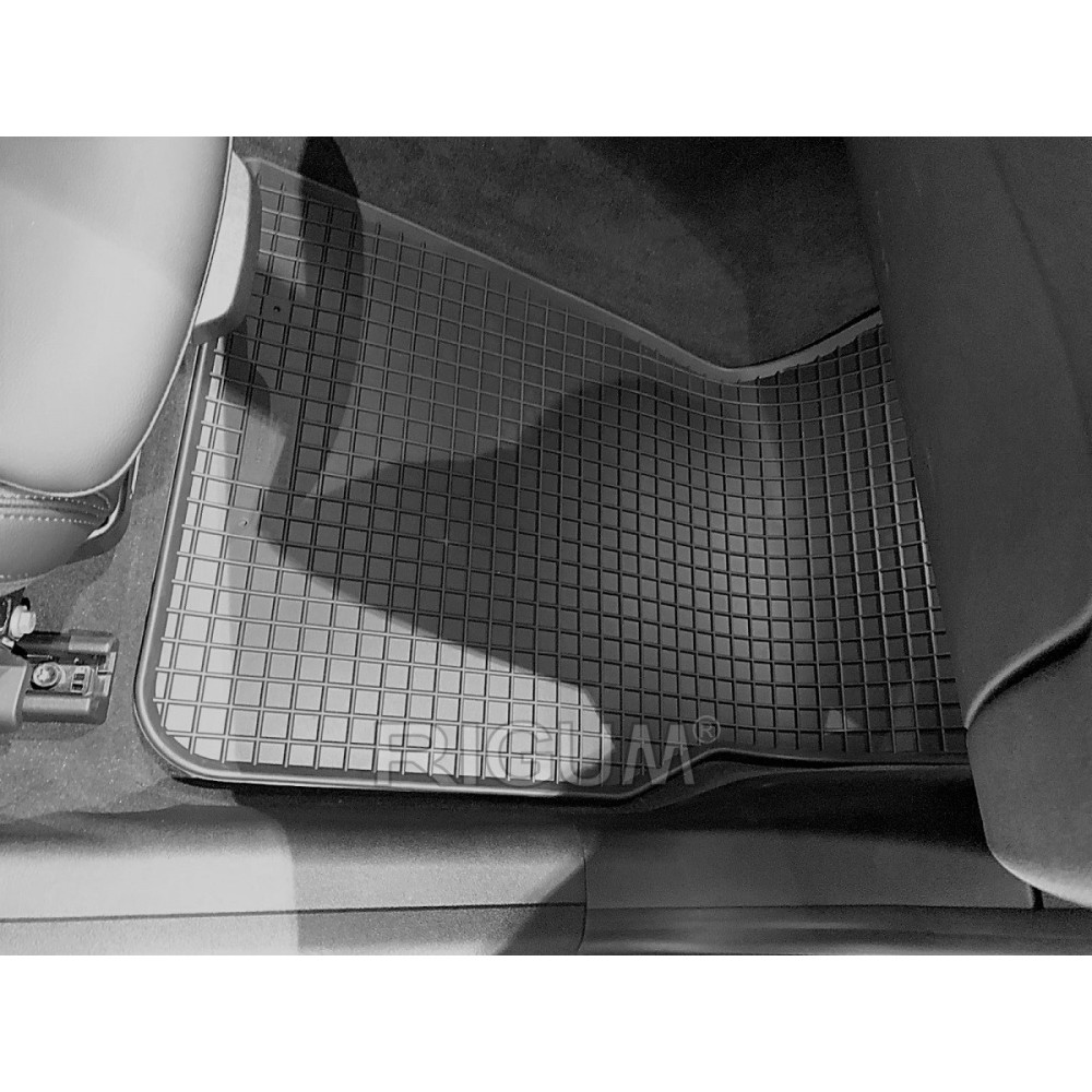 CAR RUBBER FLOOR MATS BLACK BMW 3 G20/G21 (2018-...) RIGUM
