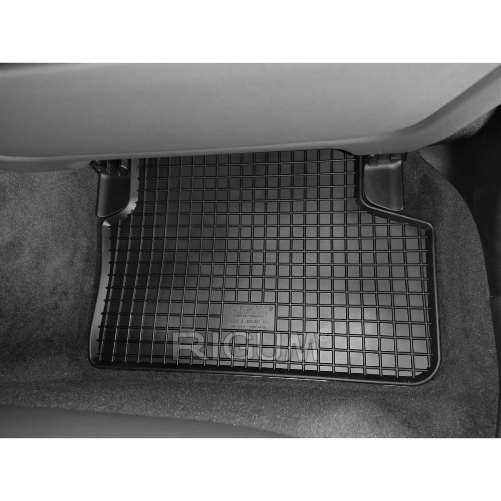 CAR RUBBER FLOOR MATS BLACK BMW 5 G30/G31 (2017-...) RIGUM