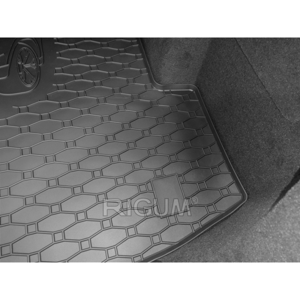 CAR RUBBER TRUNK MAT BMW X6 G06 (2019-…) RIGUM 