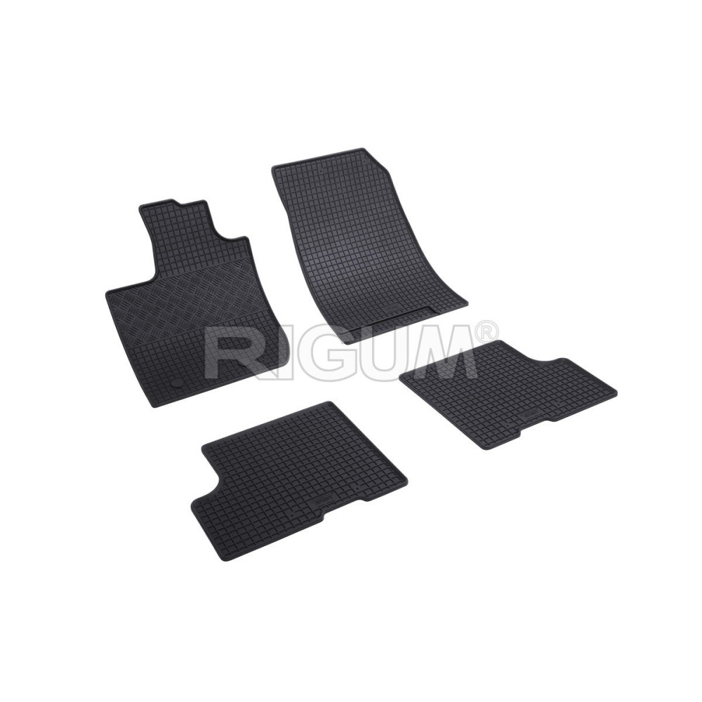 CAR RUBBER FLOOR MATS BLACK DACIA DUSTER (2018-...) RIGUM