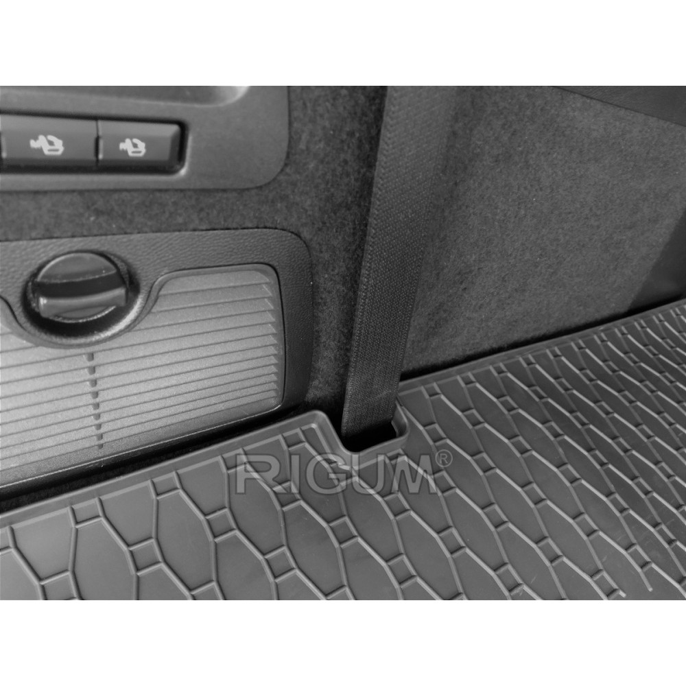 CAR RUBBER TRUNK MAT FORD GALAXY (5V.) (2015-…) RIGUM 