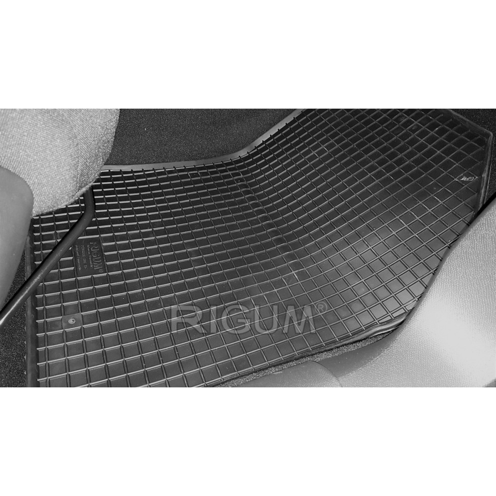 CAR RUBBER FLOOR MATS BLACK PEUGEOT 308 SW (2014-2022) RIGUM