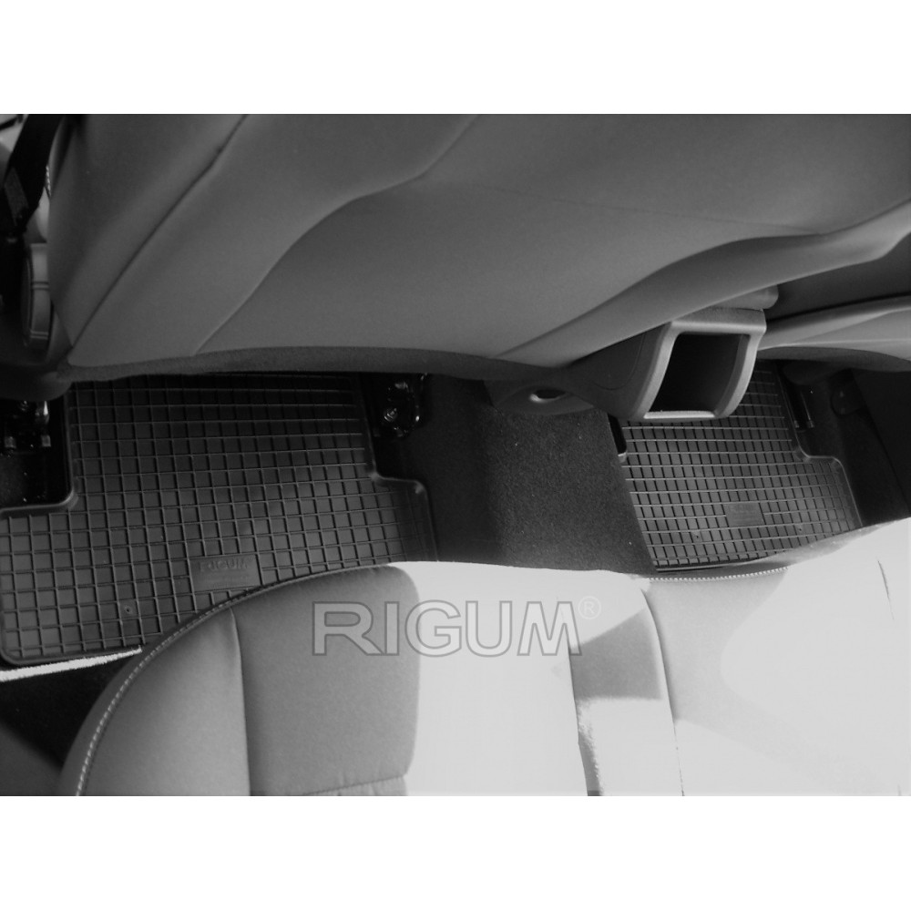 CAR RUBBER FLOOR MATS BLACK RENAULT MEGANE III (2008-2015) RIGUM