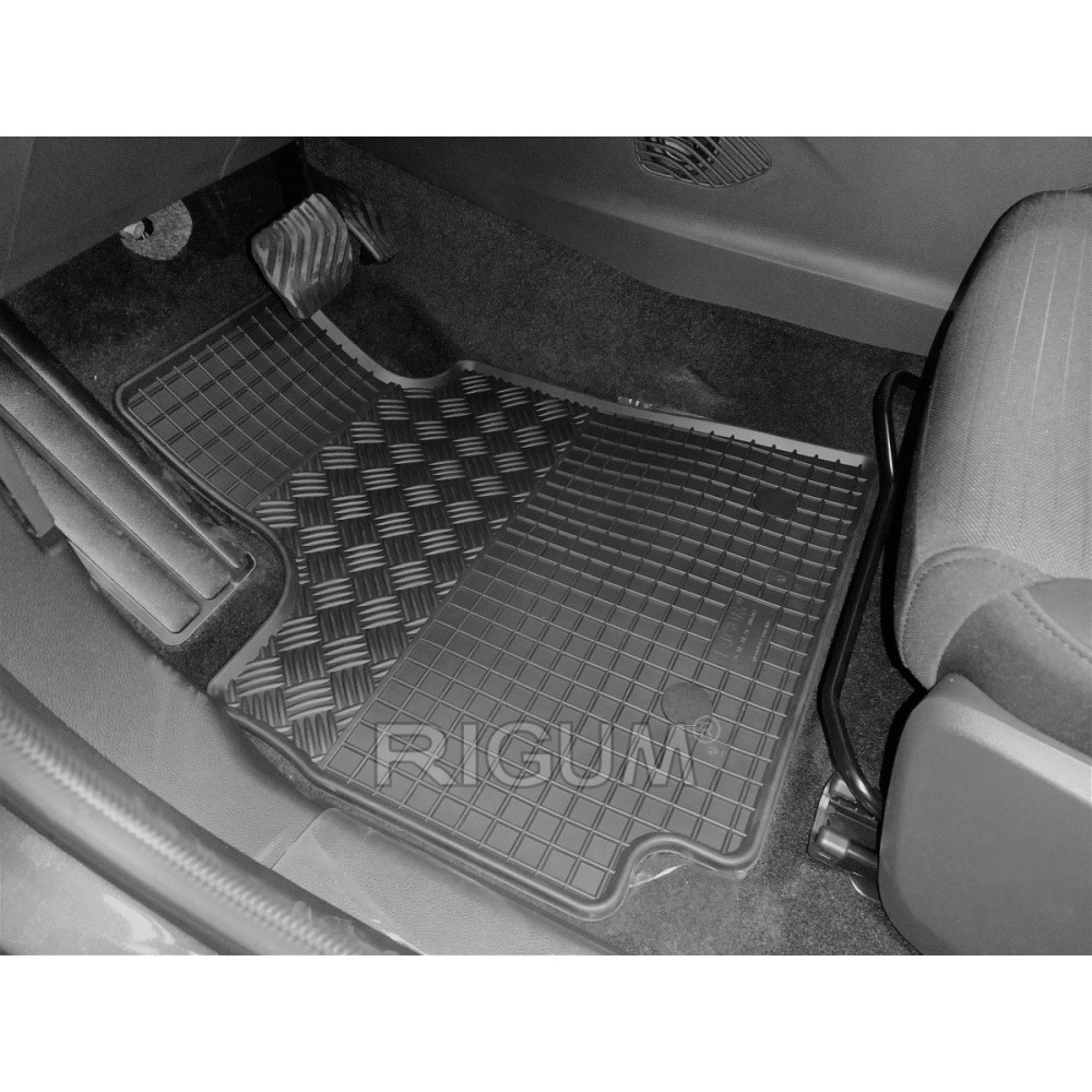 CAR RUBBER FLOOR MATS BLACK RENAULT ARKANA (2021-…) RIGUM 