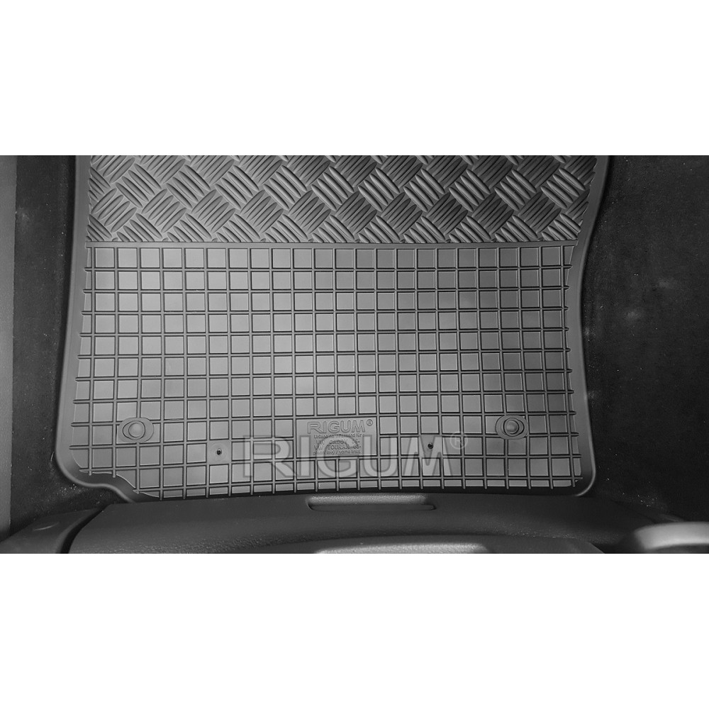 CAR RUBBER FLOOR MATS BLACK VOLKSWAGEN TOURAN (2003-2014) RIGUM