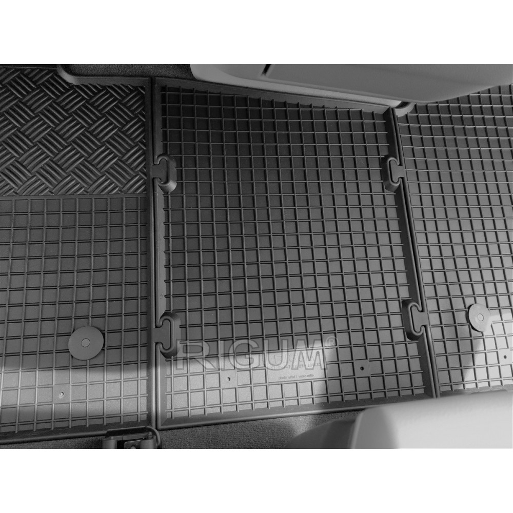 CAR RUBBER FLOOR MATS BLACK VW T7 MULTIVAN (2022-…) RIGUM