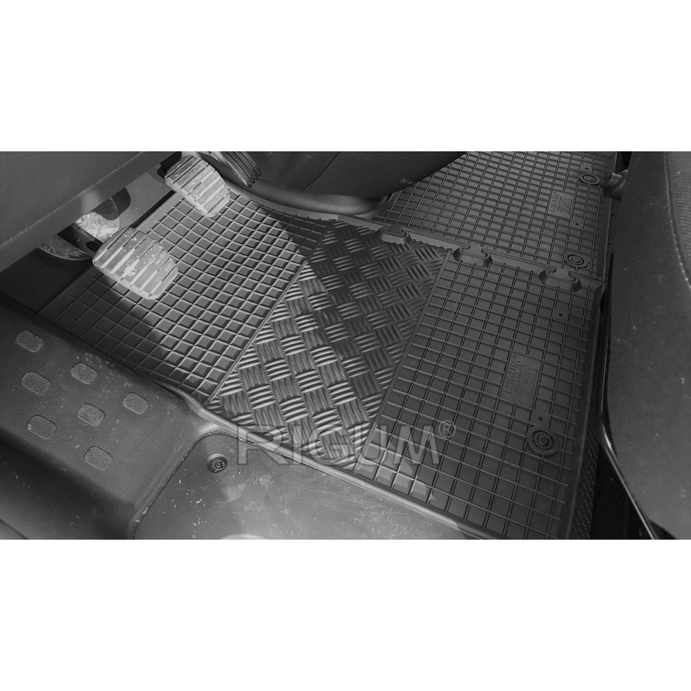 Car rubber mats OPEL VIVARO (2014-...) RIGUM
