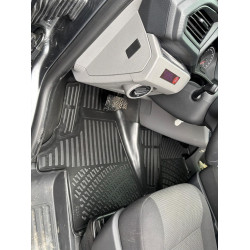 CAR RUBBER FLOOR MATS BLACK 3D VW T6.1 (2019-...) RIZLINE