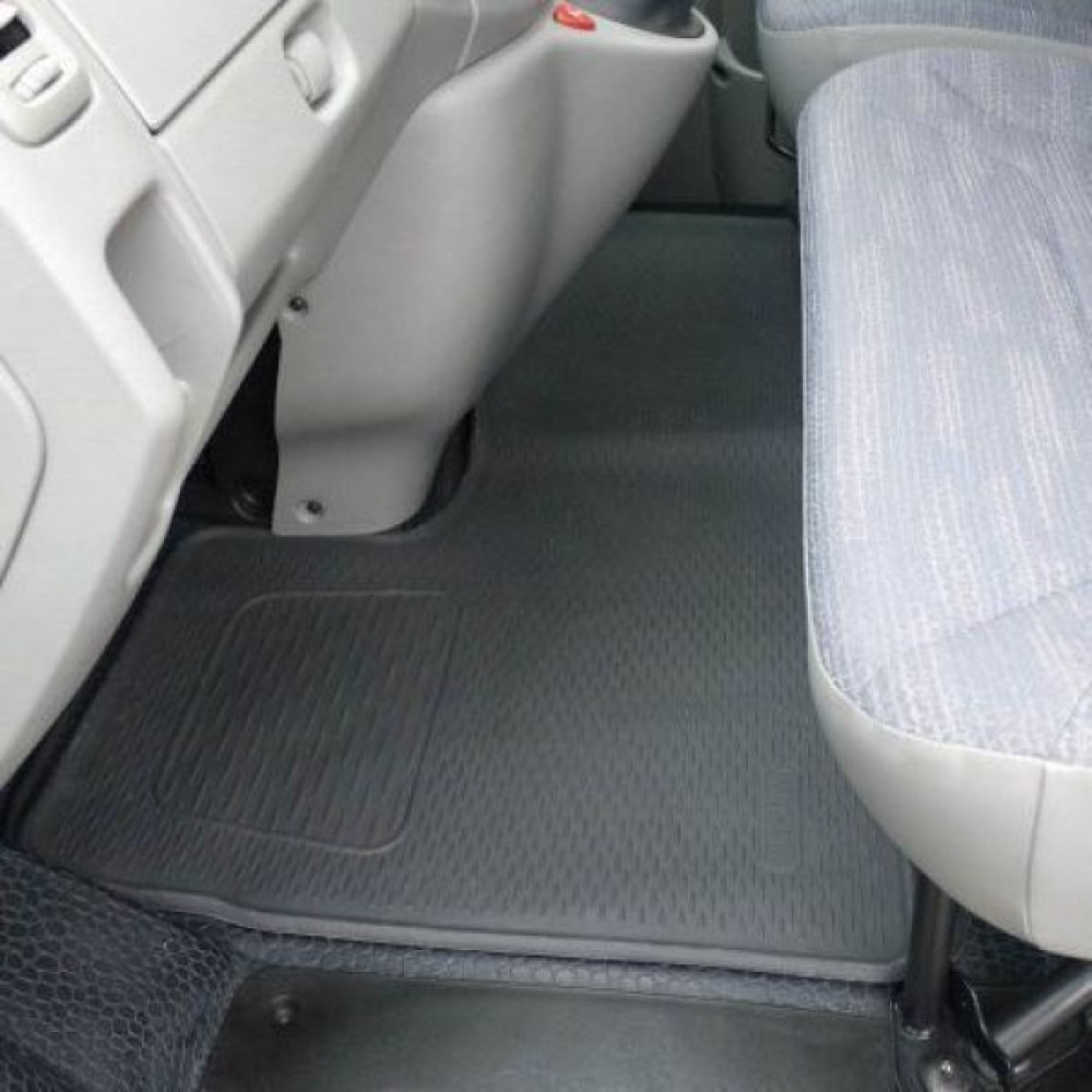 Car OEM rubber mats RENAULT TRAFIC (2001-2014) 7711222550