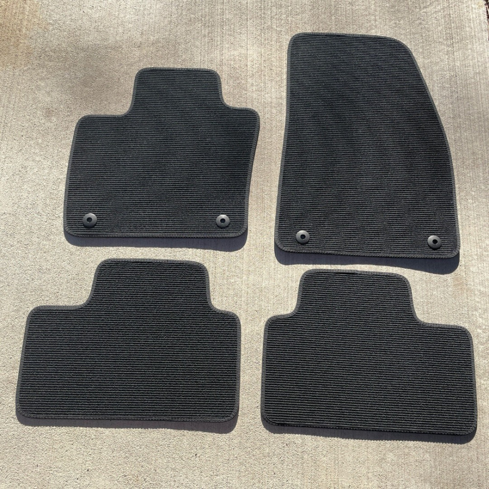 Car OEM textile mats VOLVO XC40 (2017-...) 31469346