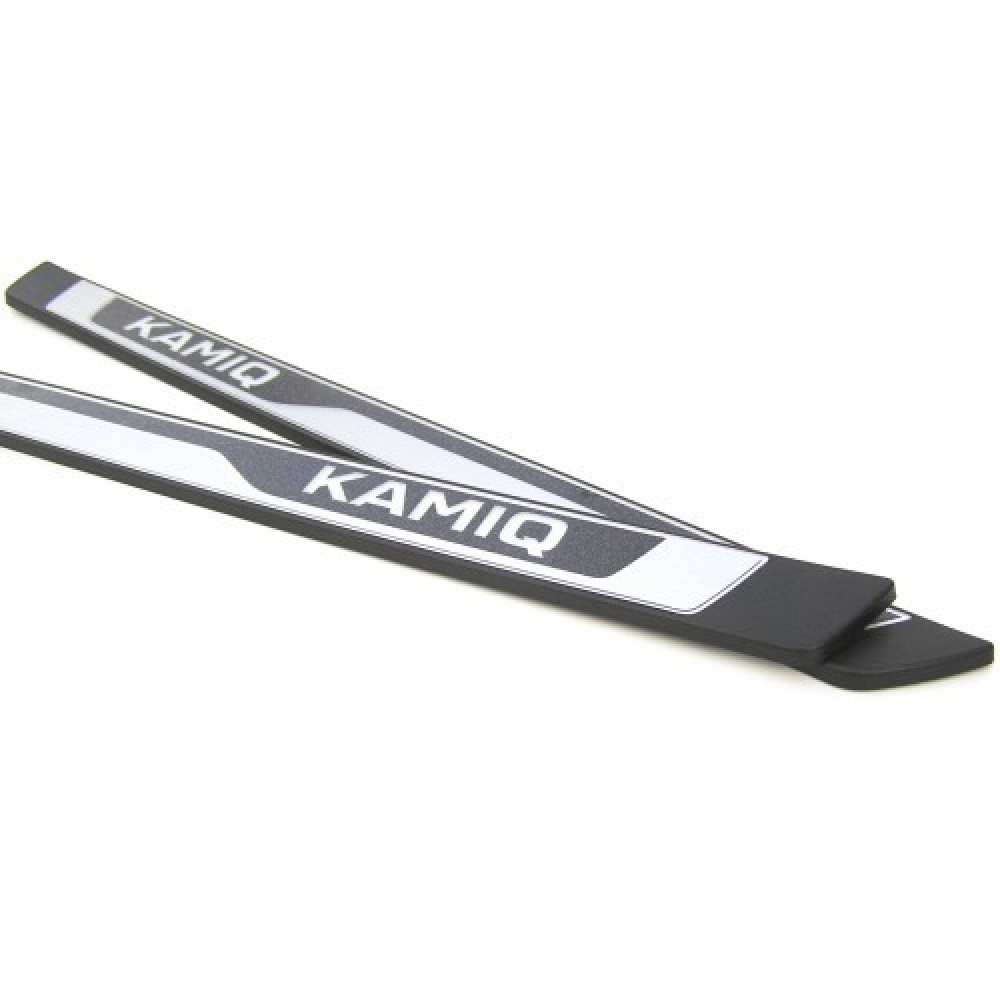 Car door sill covers OEM VAG 658071300 (2 pcs.)