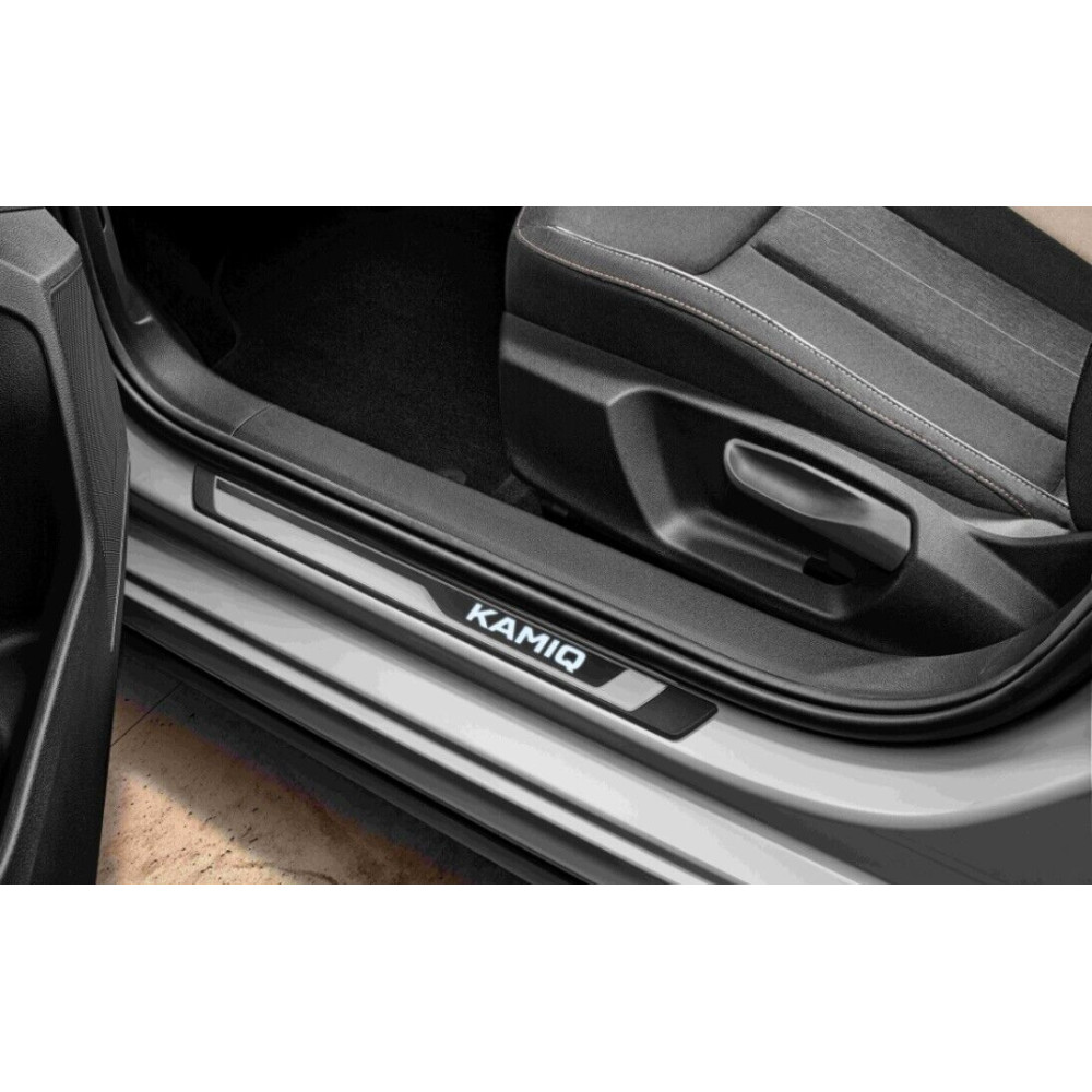 Car door sill covers OEM VAG 658071300 (2 pcs.)