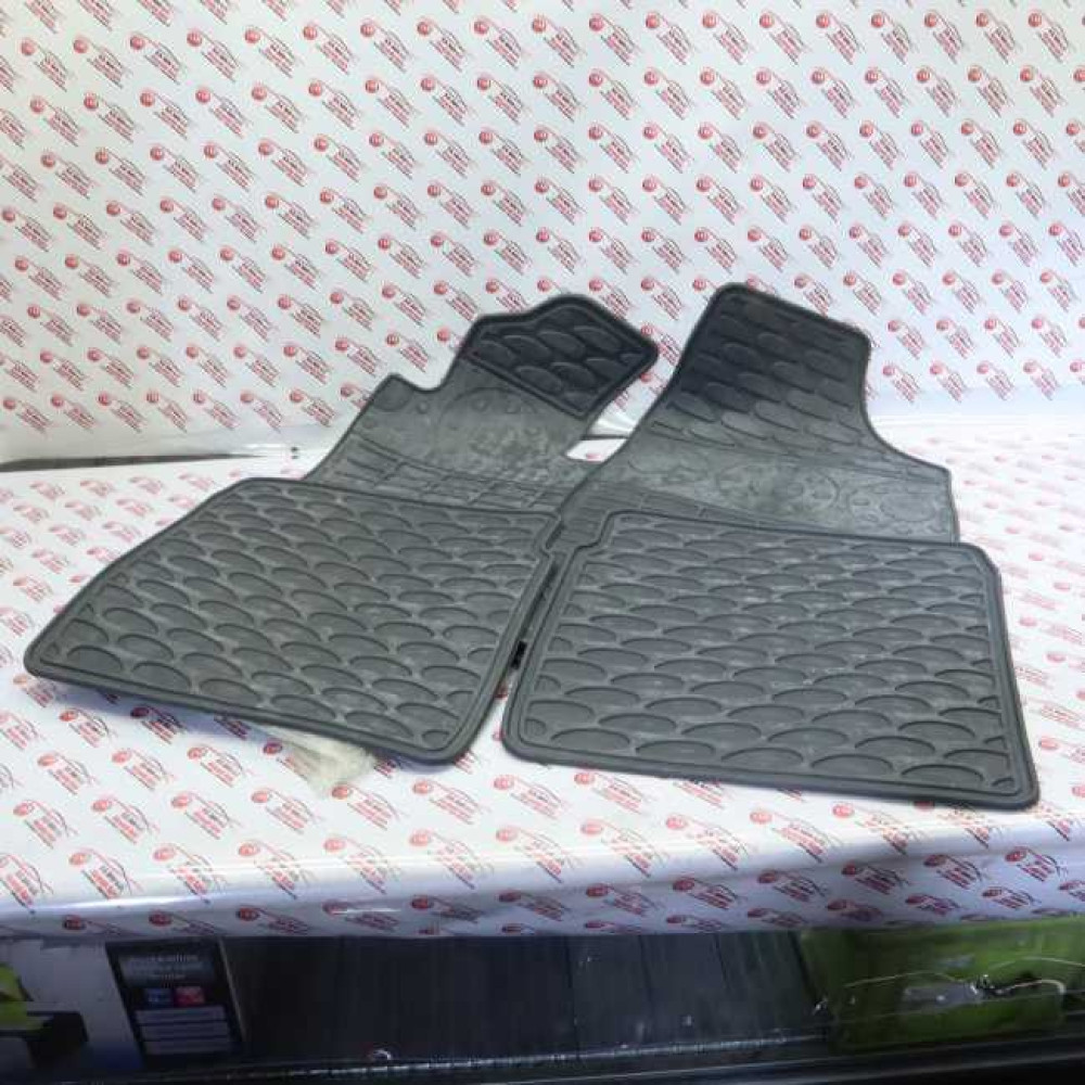 Car OEM rubber mats CHRYSLER PT CRUISER (2000-2010) K82207544