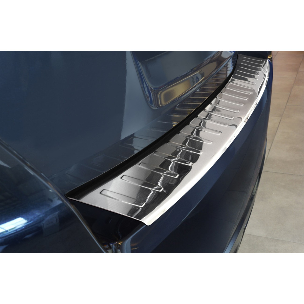 Chrome rear bumper pad SUBARU XV (2011-...) 2/35801