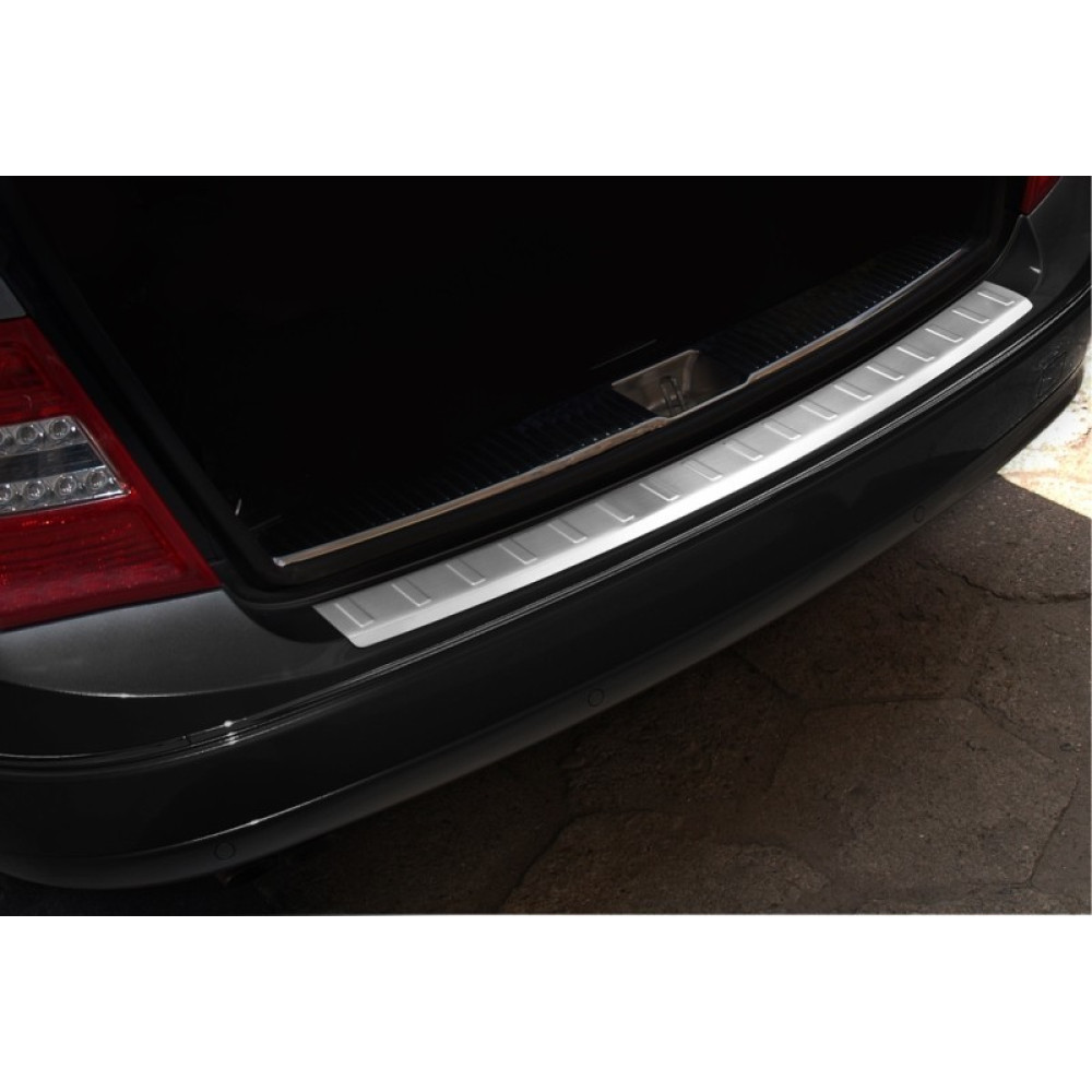Chrome rear bumper pad MB C-class W204 Combi (2007-2011) 2/35672