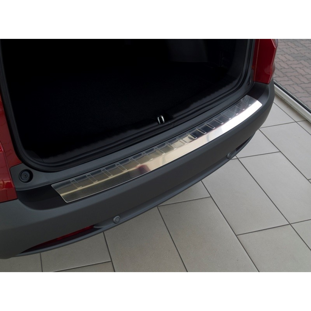 Chrome rear bumper pad HONDA CR-V (2012-2015) 2/35090