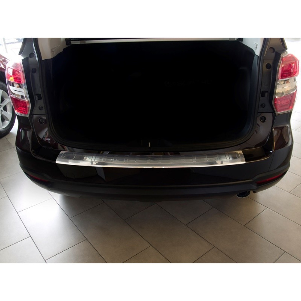 Chrome rear bumper pad SUBARU FORESTER (2013-2018) 2/35800