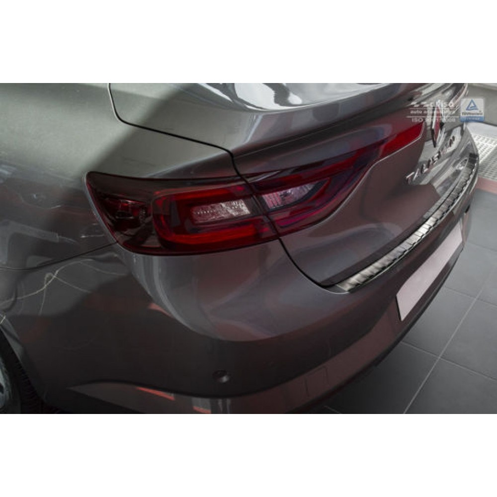Chrome rear bumper pad RENAULT TALISMAN Sedan (2015-...) 2/35948