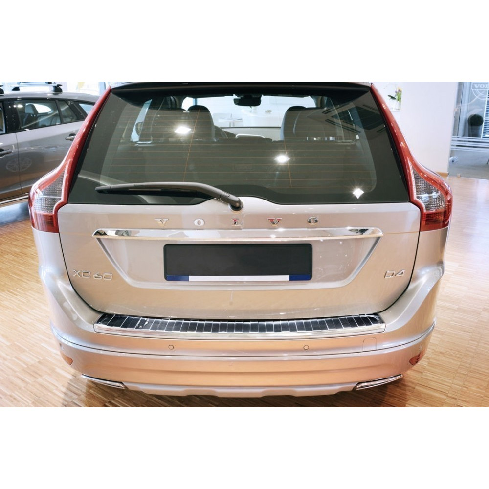 Chrome rear bumper pad VOLVO XC60 (2013-2017) 2/35582