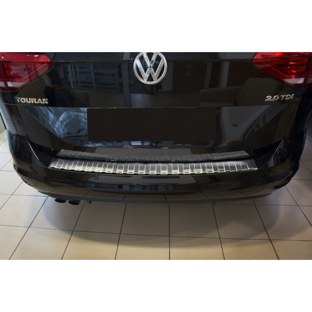 Chrome rear bumper pad VOLKSWAGEN TOURAN III (2015-...) 2/35455