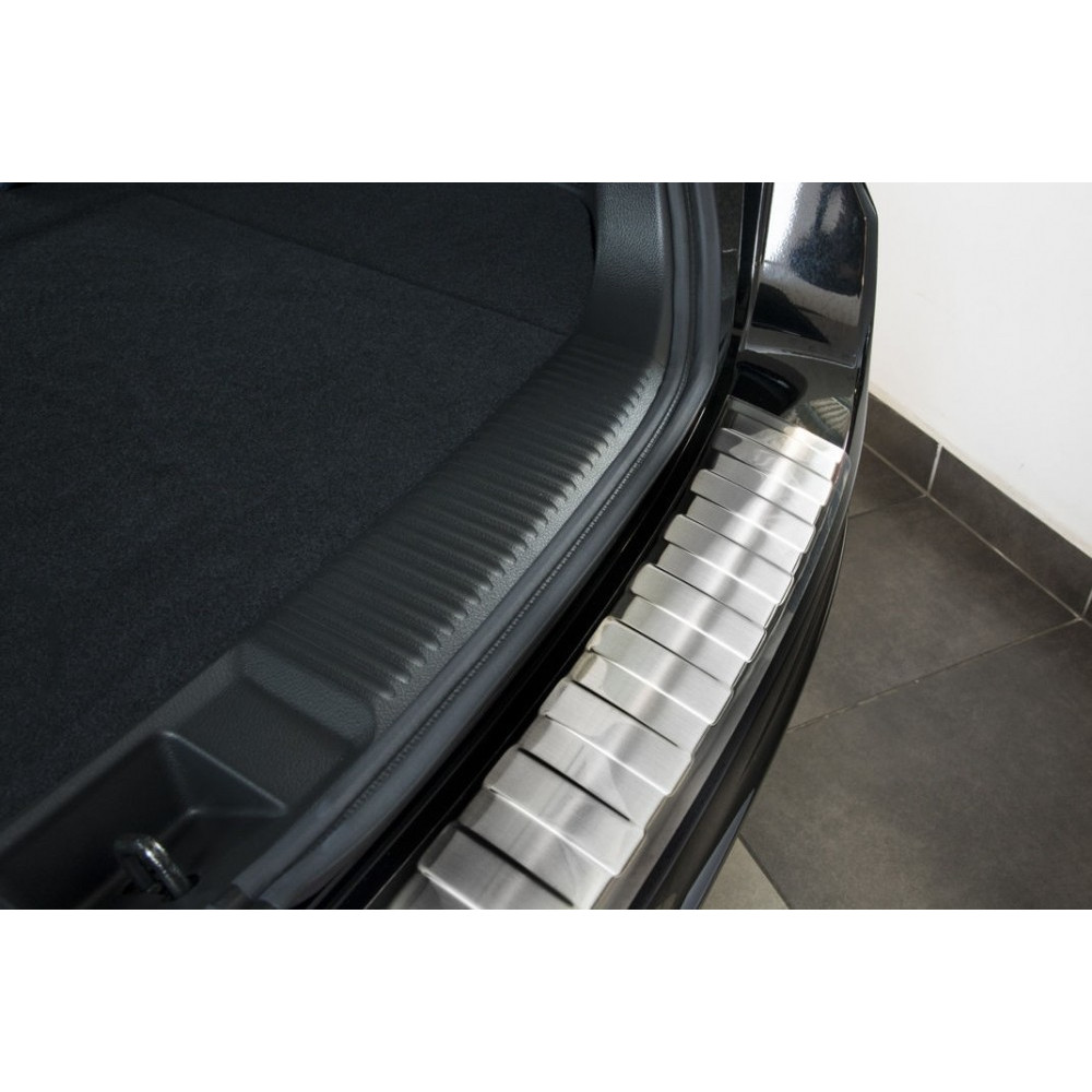 Chrome rear bumper pad SUBARU LEVORG (2015-...) 2/35803