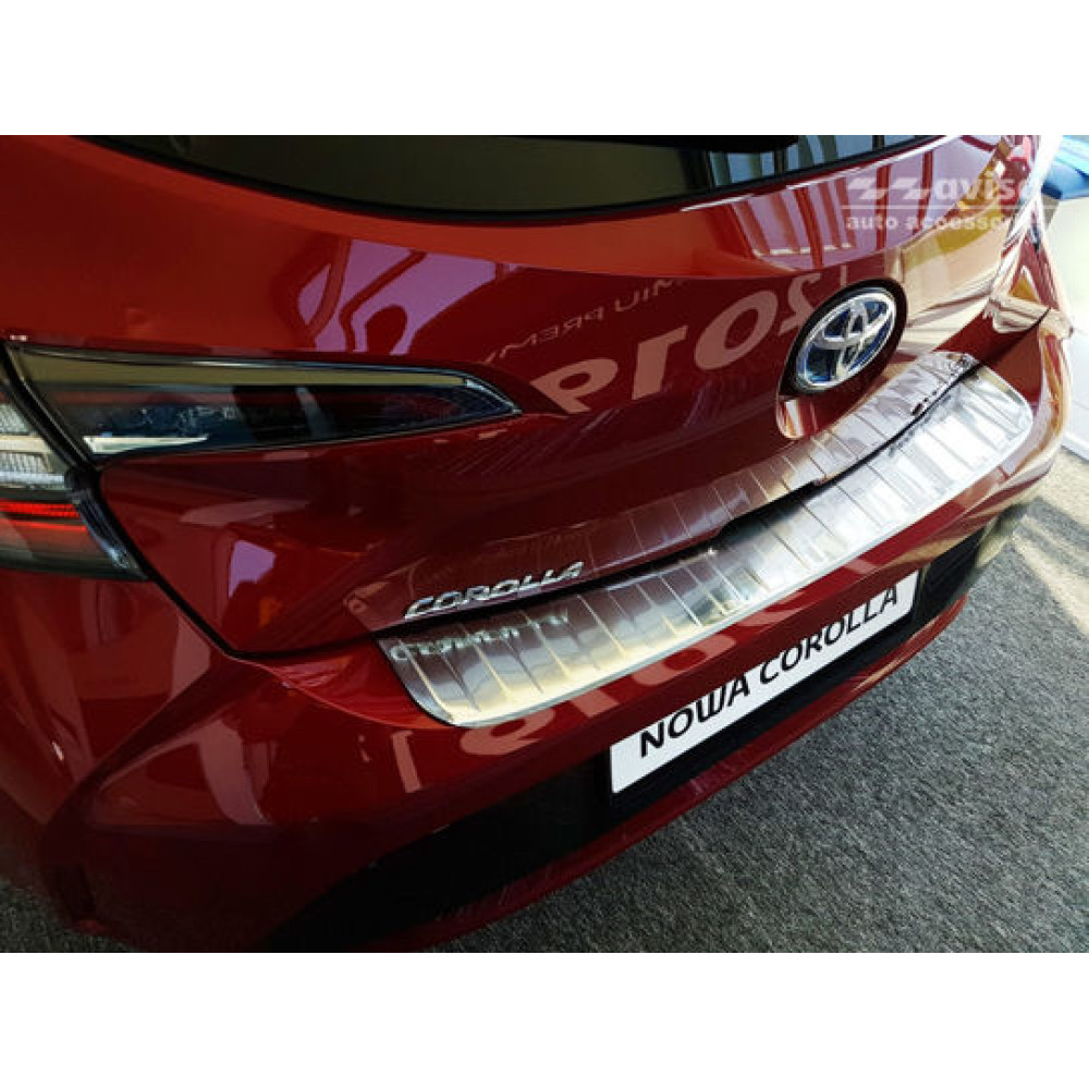 Rear bumper chrome pad TOYOTA COROLLA HB (2019-...) 2/35420