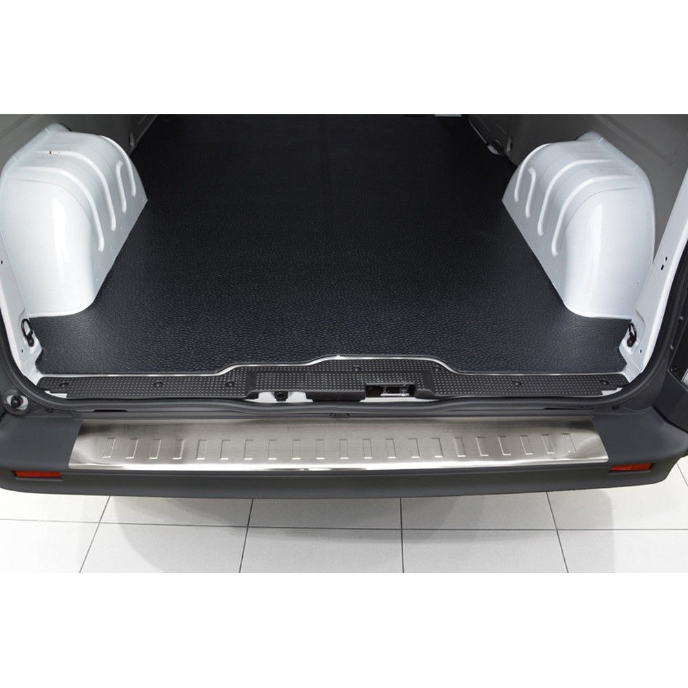 Chrome rear bumper pad RENAULT TRAFIC (2001-2014) 2/35704