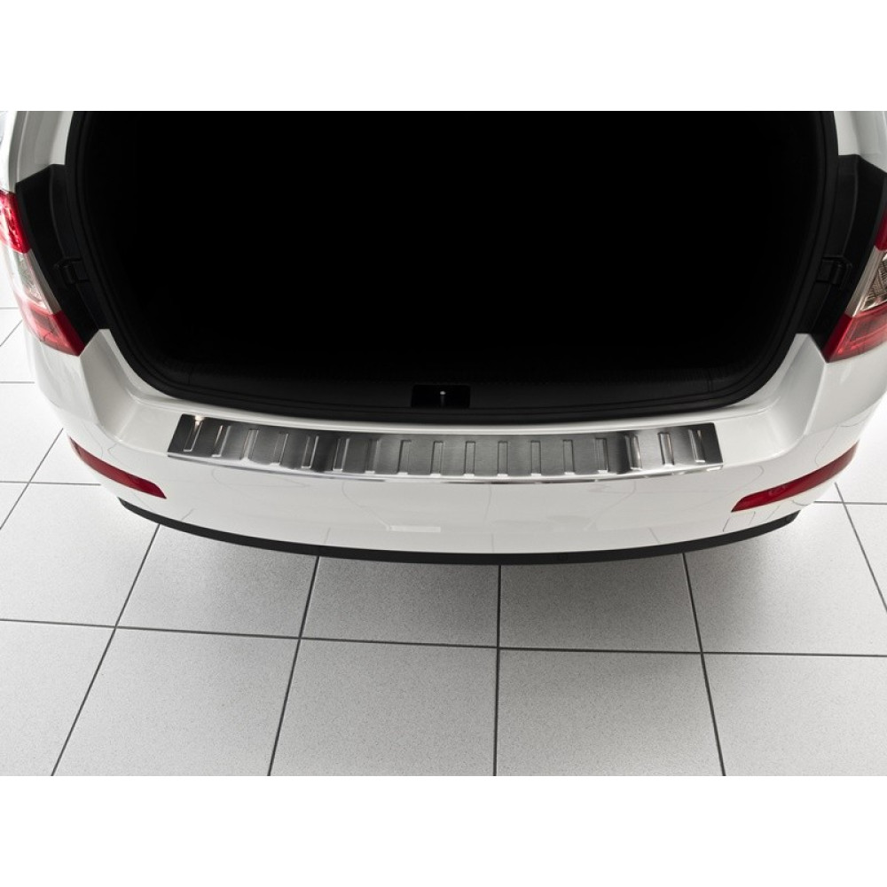 Chrome rear bumper pad SKODA OCTAVIA III Combi (2013-...) 2/35246