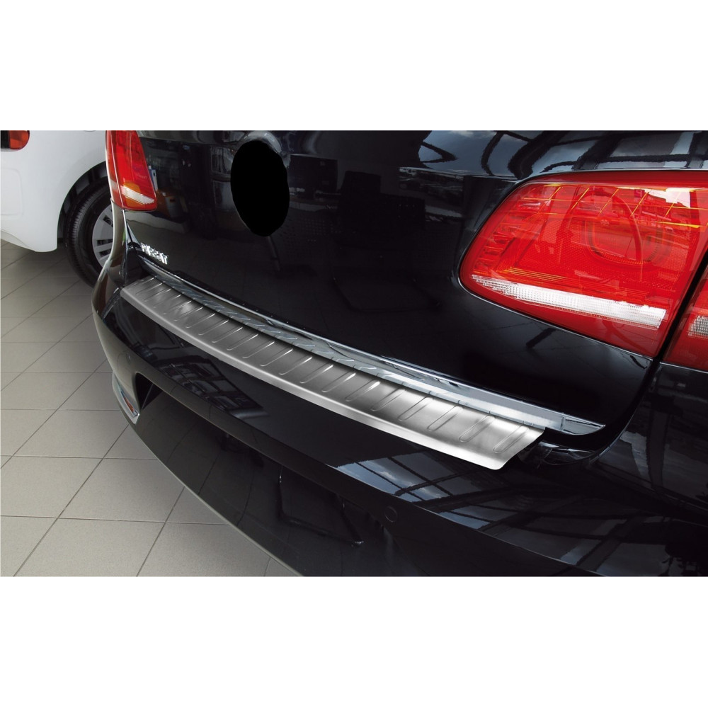 Parachoques trasero cromado VOLKSWAGEN PASSAT B7 Sedán (2010-...) 2/35390