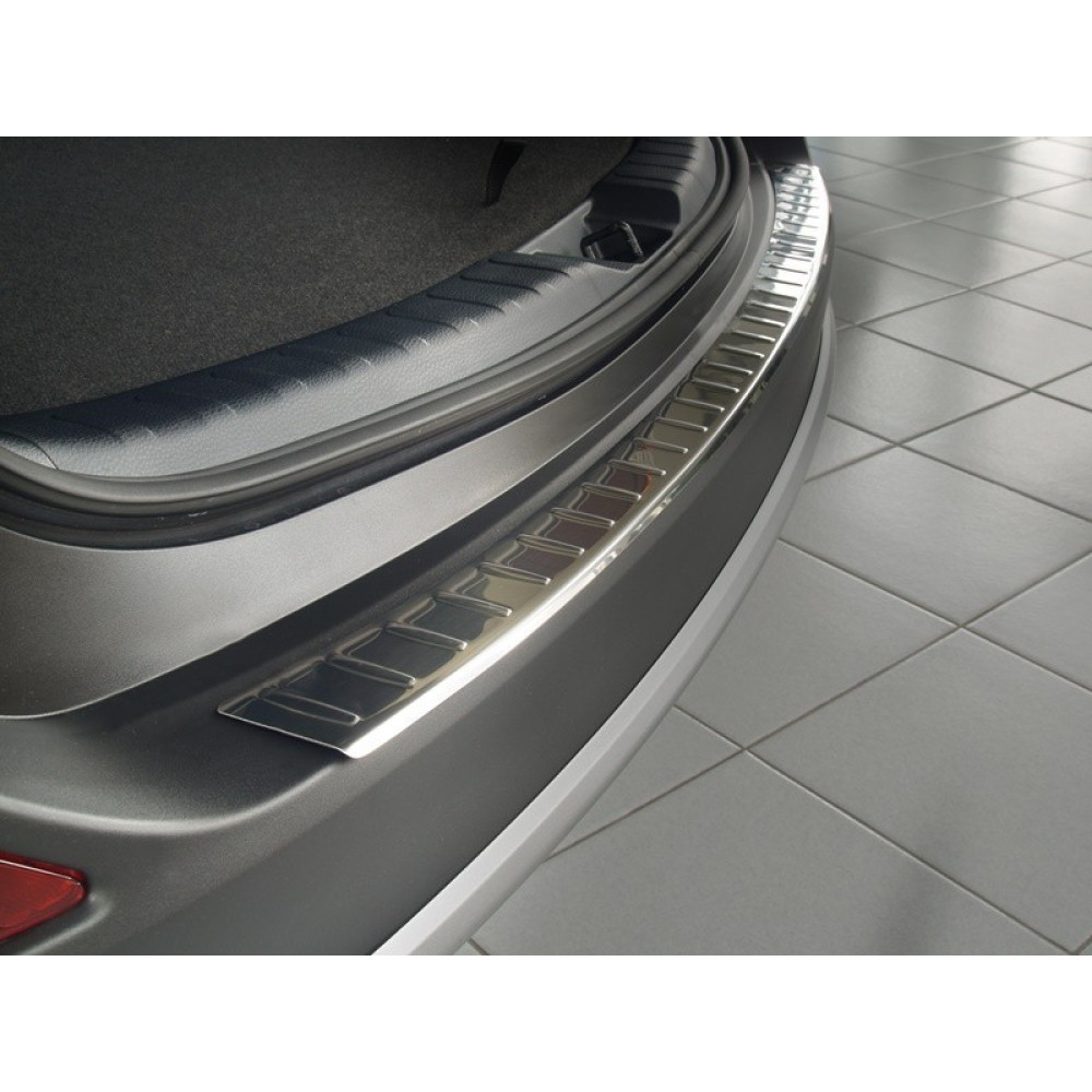 Chrome rear bumper pad TOYOTA RAV4 (2013-05.2015) 2/35277